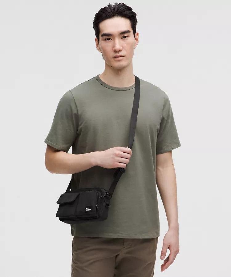 Multi-Pocket Crossbody Bag 2.5L
