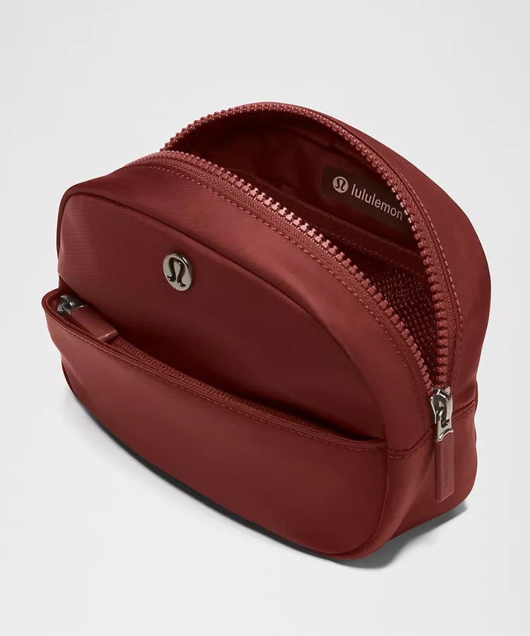 City Essentials Pouch Mini 2L