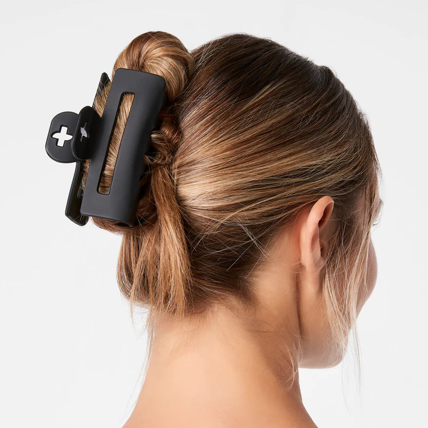 FIGS Claw Clip Favorite