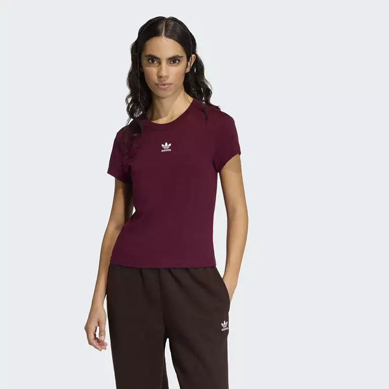 Essentials Slim Tee