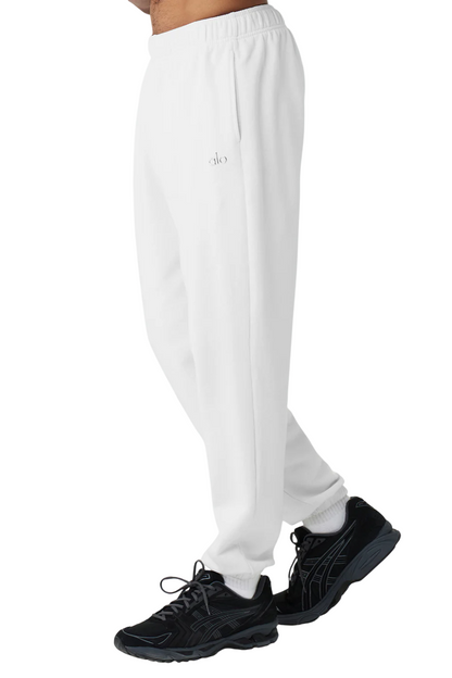 Accolade Sweatpant Straight Leg Sweatpant