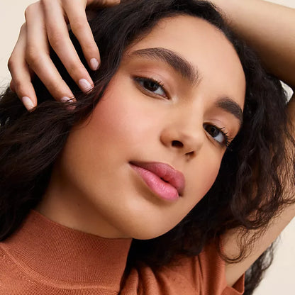 Silky blush powder