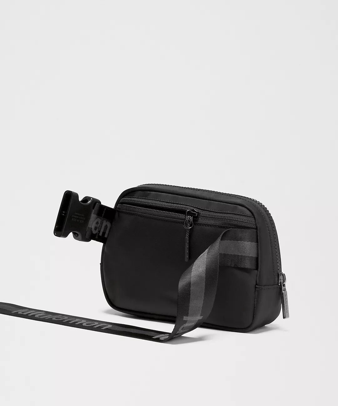 Everywhere Belt Bag 1L Wordmark