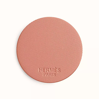 Silky blush powder