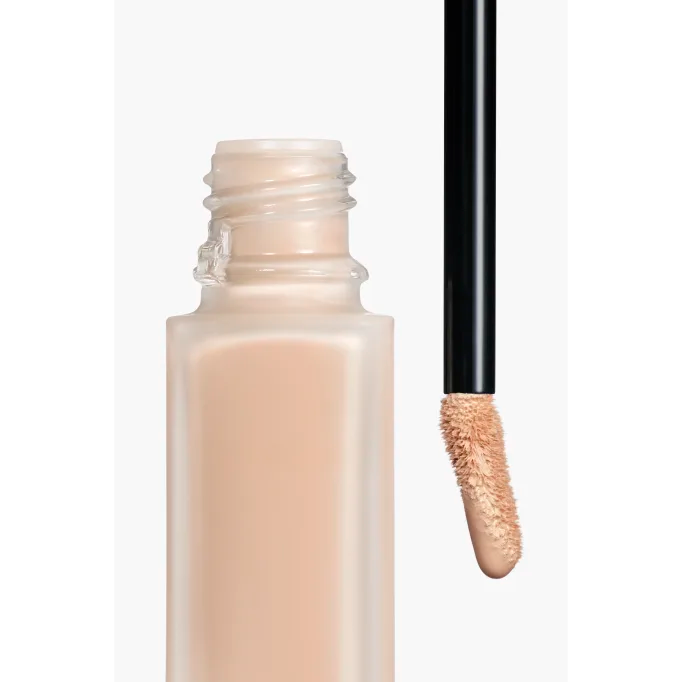 Ultrawear All-Day Comfort Flawless Finish Concealer