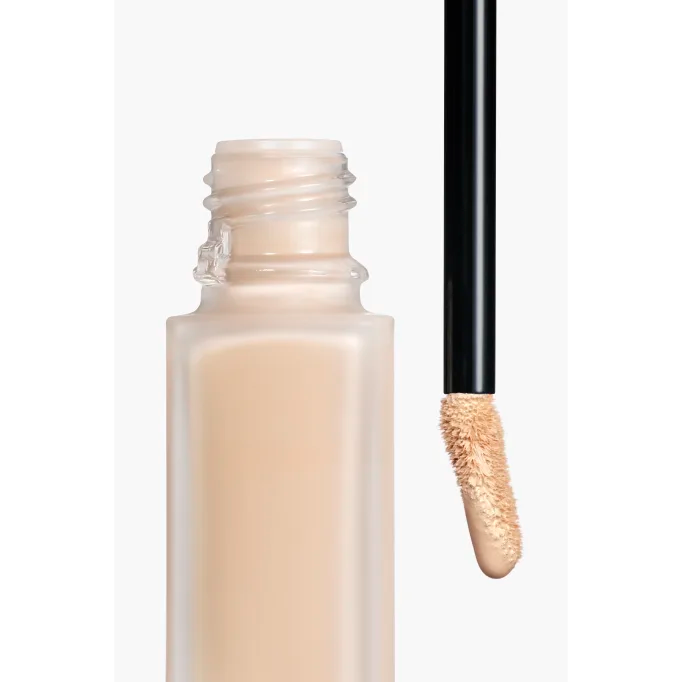 Ultrawear All-Day Comfort Flawless Finish Concealer