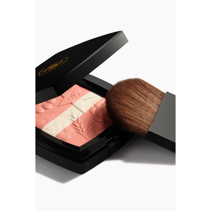 Illuminating Powder Blush