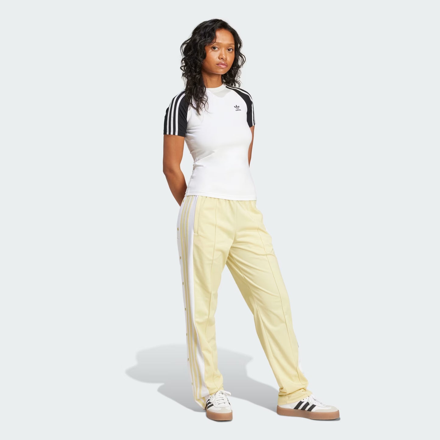 Adicolor 3-Stripes Raglan Slim T-Shirt