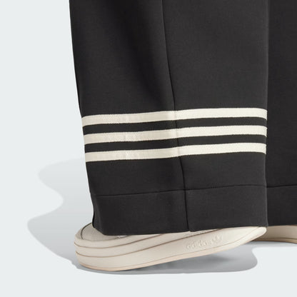 Adicolor Neuclassics Track Pants