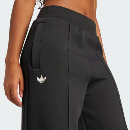 Adicolor Neuclassics Track Pants