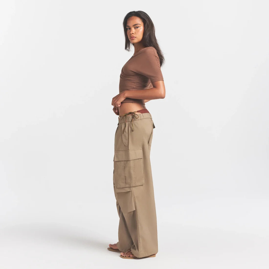 OVERSIZED LOW RISE CARGO PANT