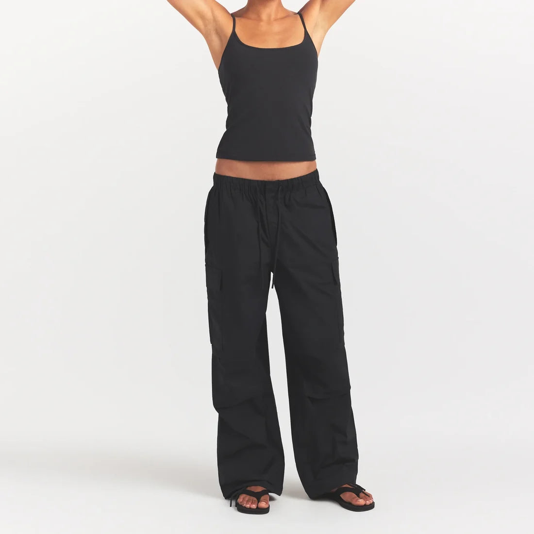 OVERSIZED LOW RISE CARGO PANT