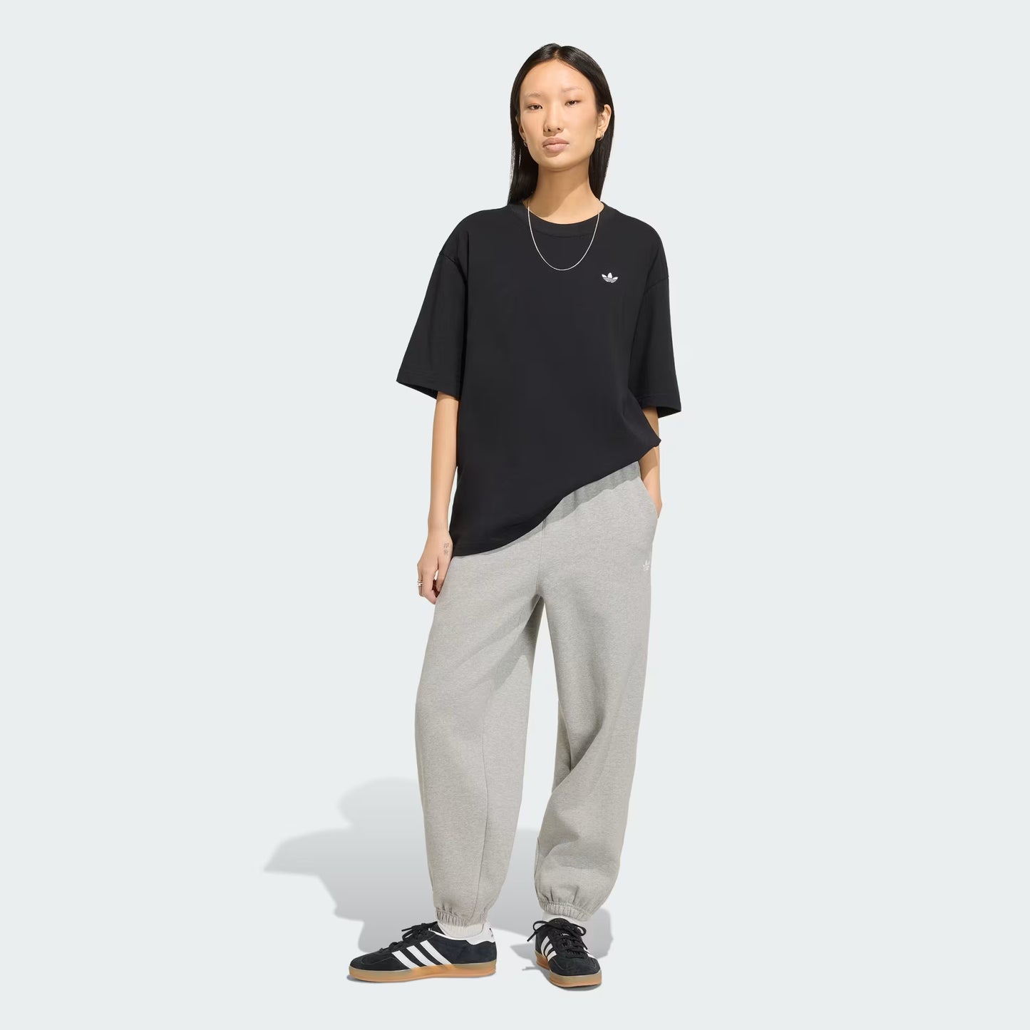 ESSENTIALS BOYFRIEND TEE