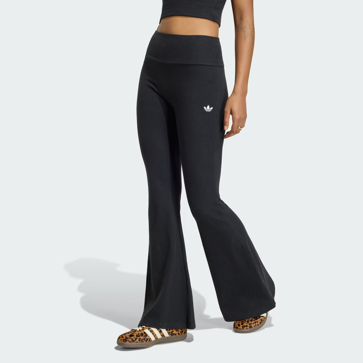 ESSENTIALS RIB FLARED LEGGINGS