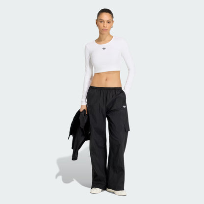 ESSENTIALS WOVEN PANT