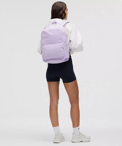 Everywhere Backpack 22L Metal Hardware