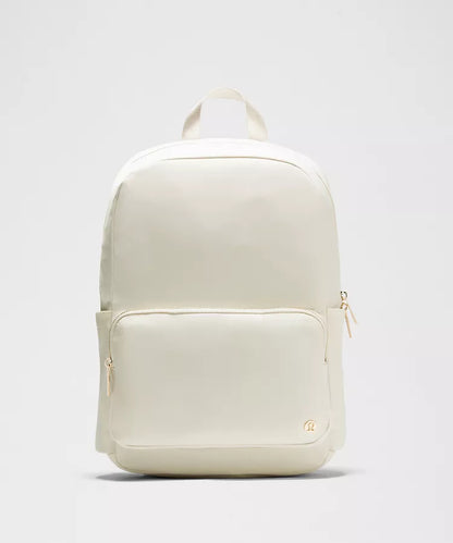 Everywhere Backpack 22L Metal Hardware