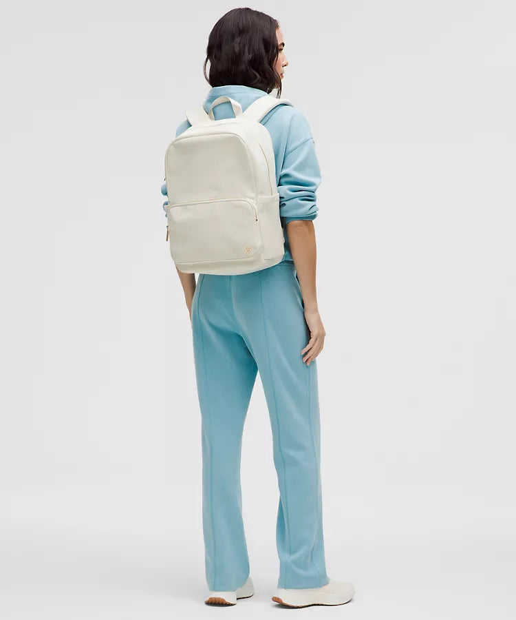 Everywhere Backpack 22L Metal Hardware