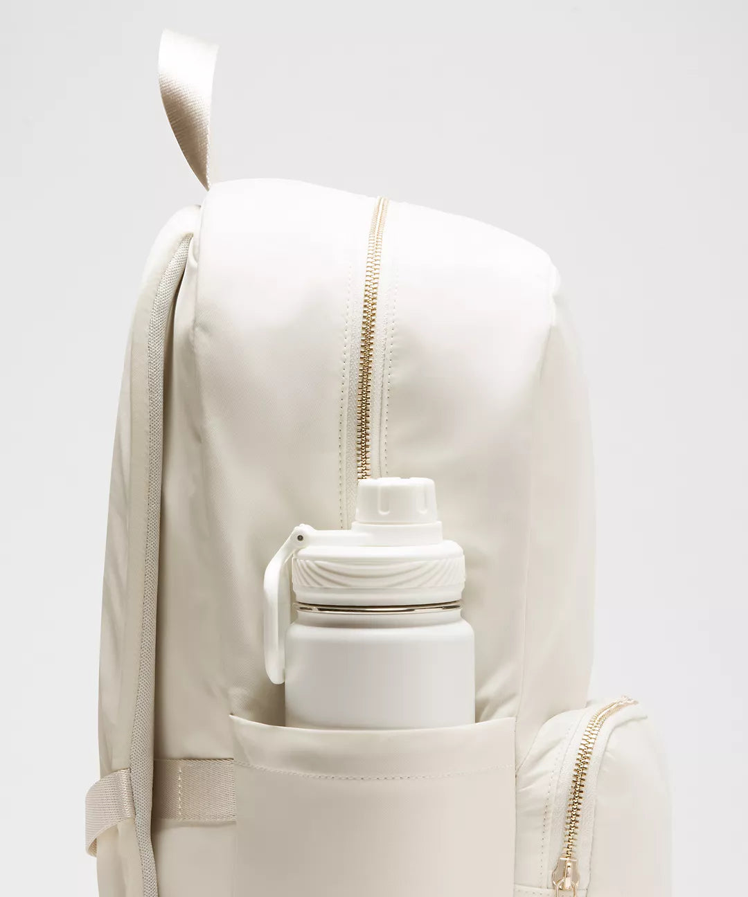 Everywhere Backpack 22L Metal Hardware