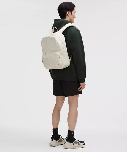 Everywhere Backpack 22L Metal Hardware