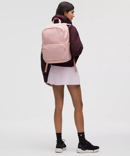 Everywhere Backpack 22L Metal Hardware