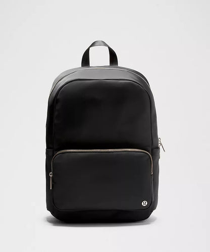 Everywhere Backpack 22L Metal Hardware