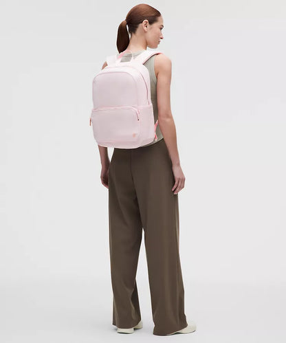 Everywhere Backpack 22L Metal Hardware
