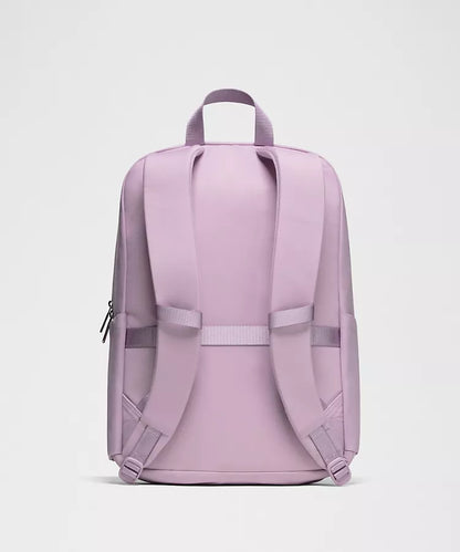 Everywhere Backpack 22L Metal Hardware