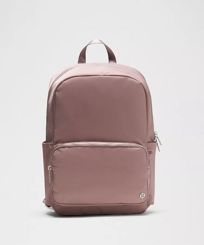 Everywhere Backpack 22L Metal Hardware