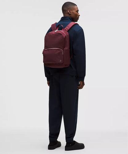Everywhere Backpack 22L Metal Hardware
