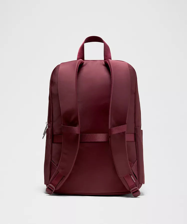 Everywhere Backpack 22L Metal Hardware