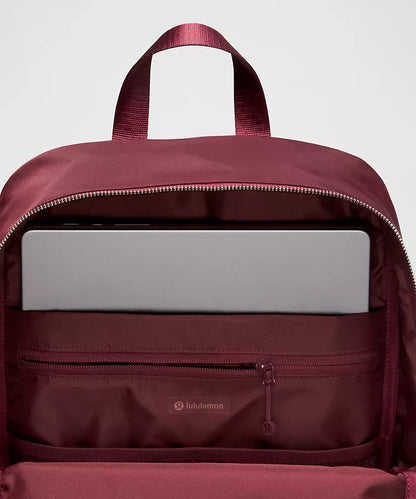 Everywhere Backpack 22L Metal Hardware