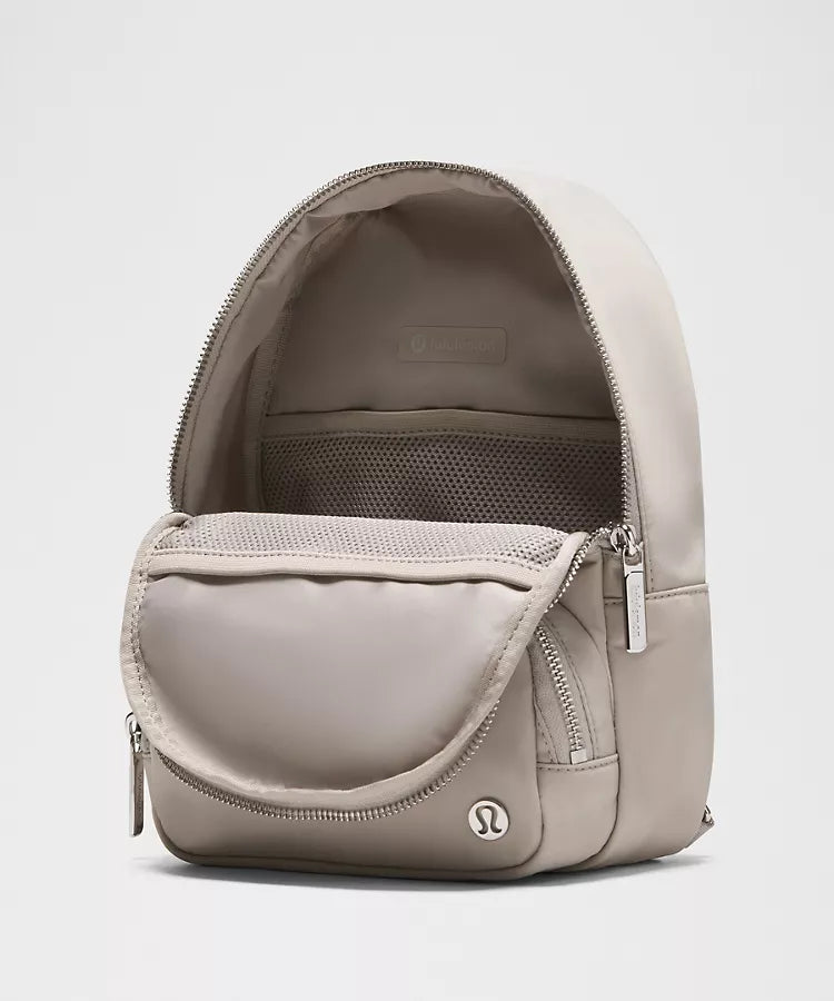 Everywhere Sling Bag