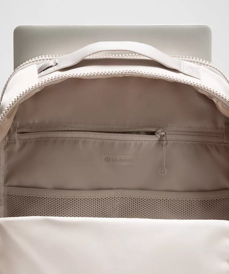 Everyday Backpack 21L
