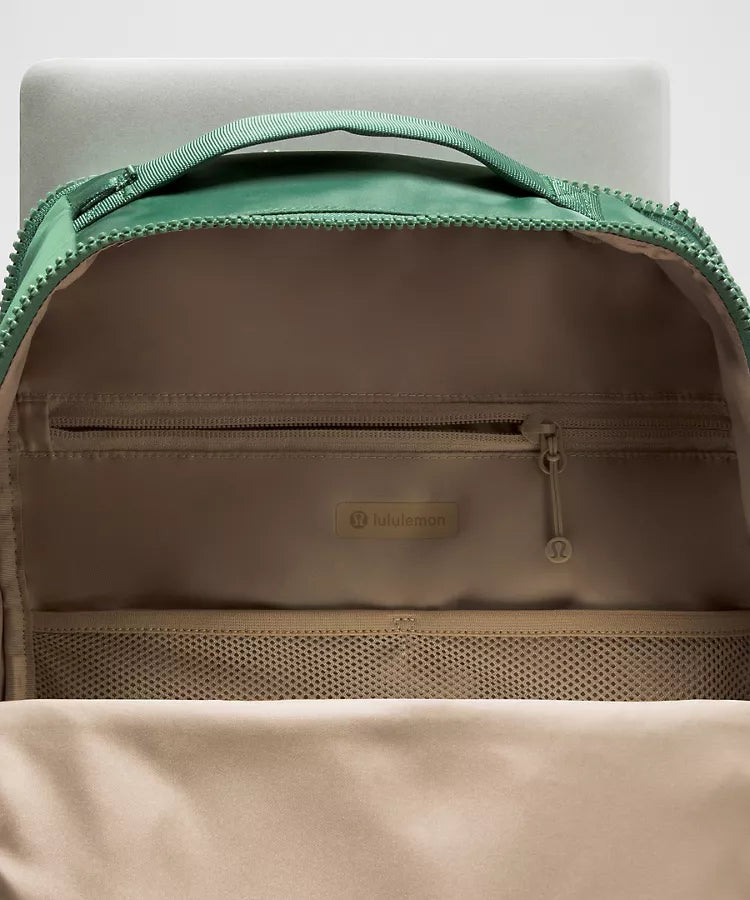 Everyday Backpack 21L