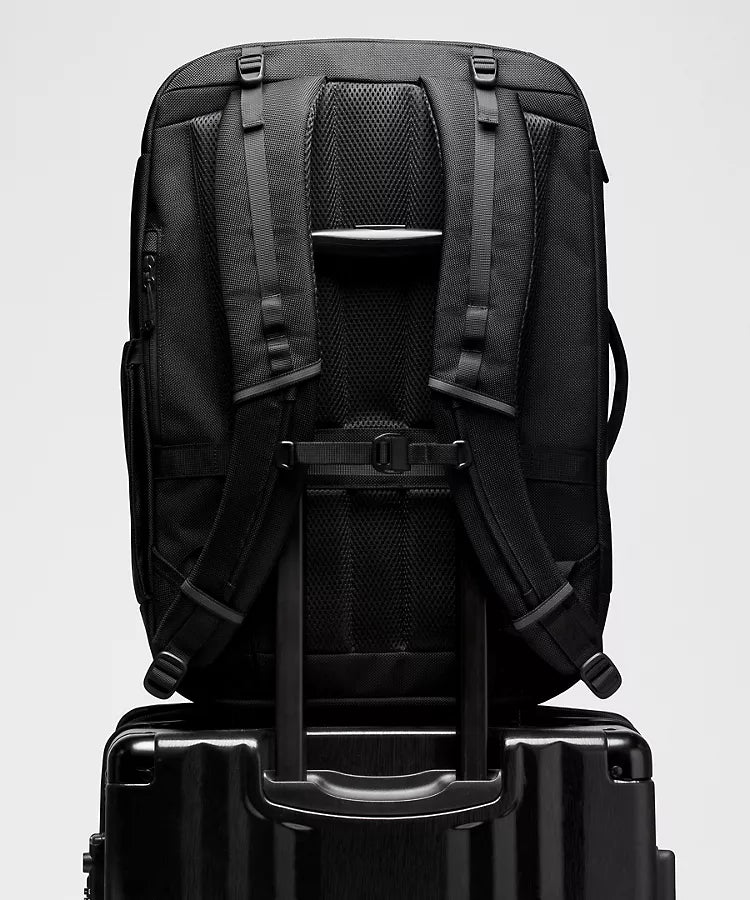 Cruiser Travel Backpack 35L