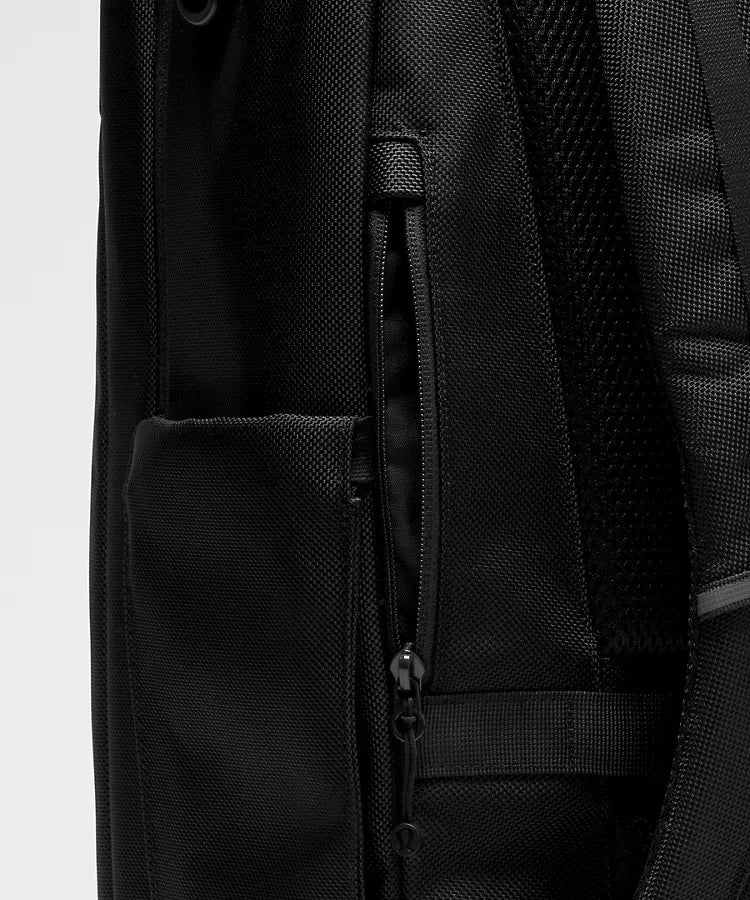 Cruiser Travel Backpack 35L