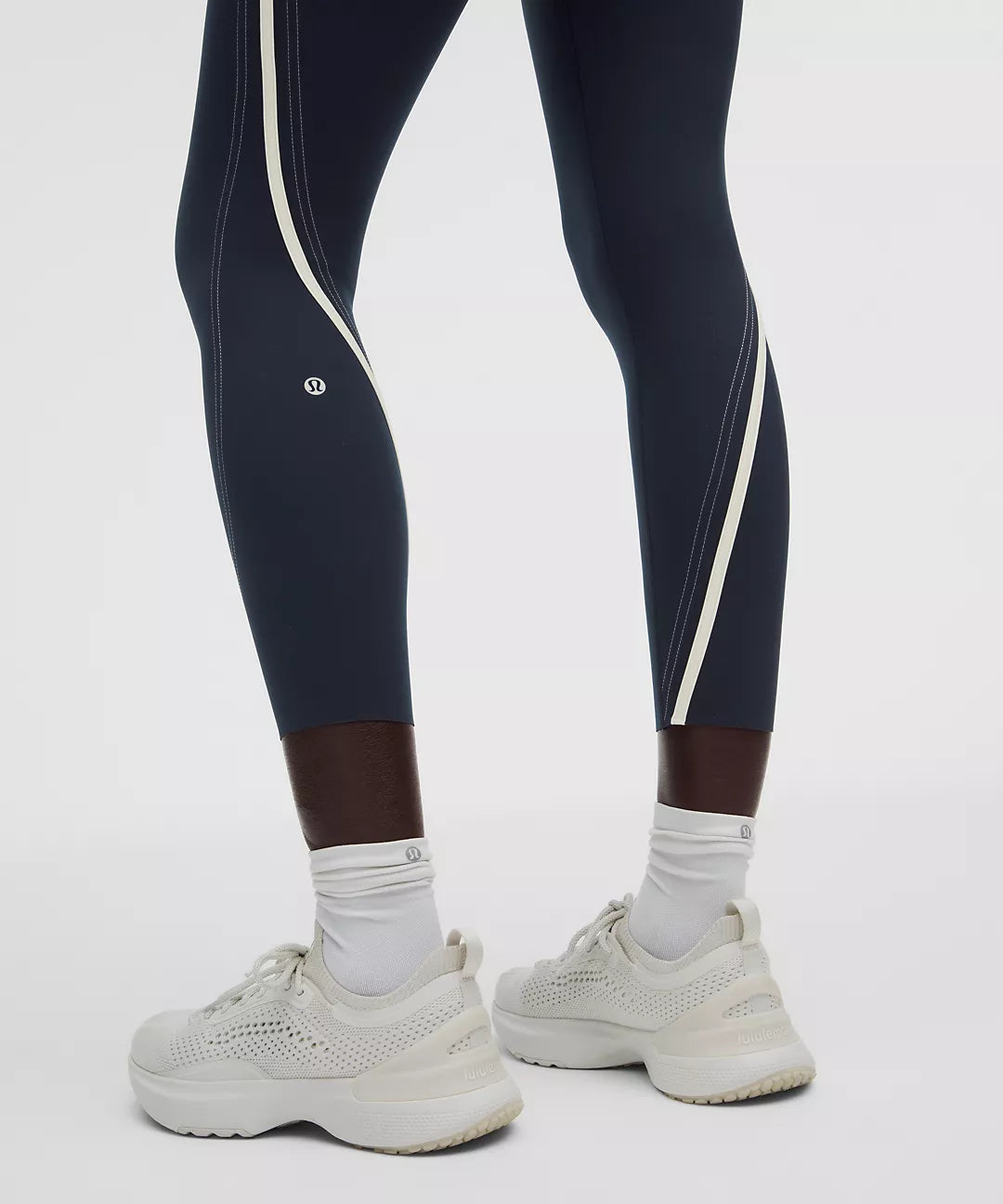 lululemon Glow Up™ Super-High-Rise Tight 25" Pipe Detail
