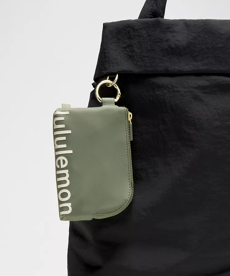 Clippable Card Pouch