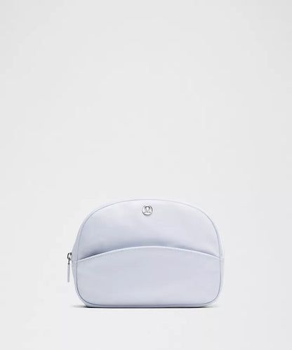 City Essentials Pouch 4L