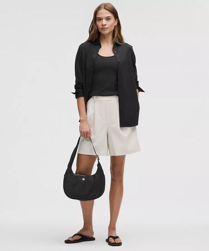 City Essentials Shoulder Bag 4L