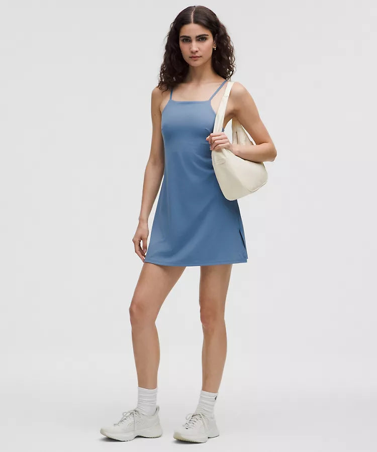 City Essentials Shoulder Bag 4L