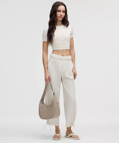 City Essentials Shoulder Bag 4L