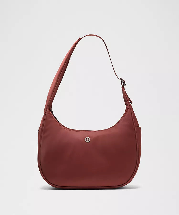 City Essentials Shoulder Bag 4L