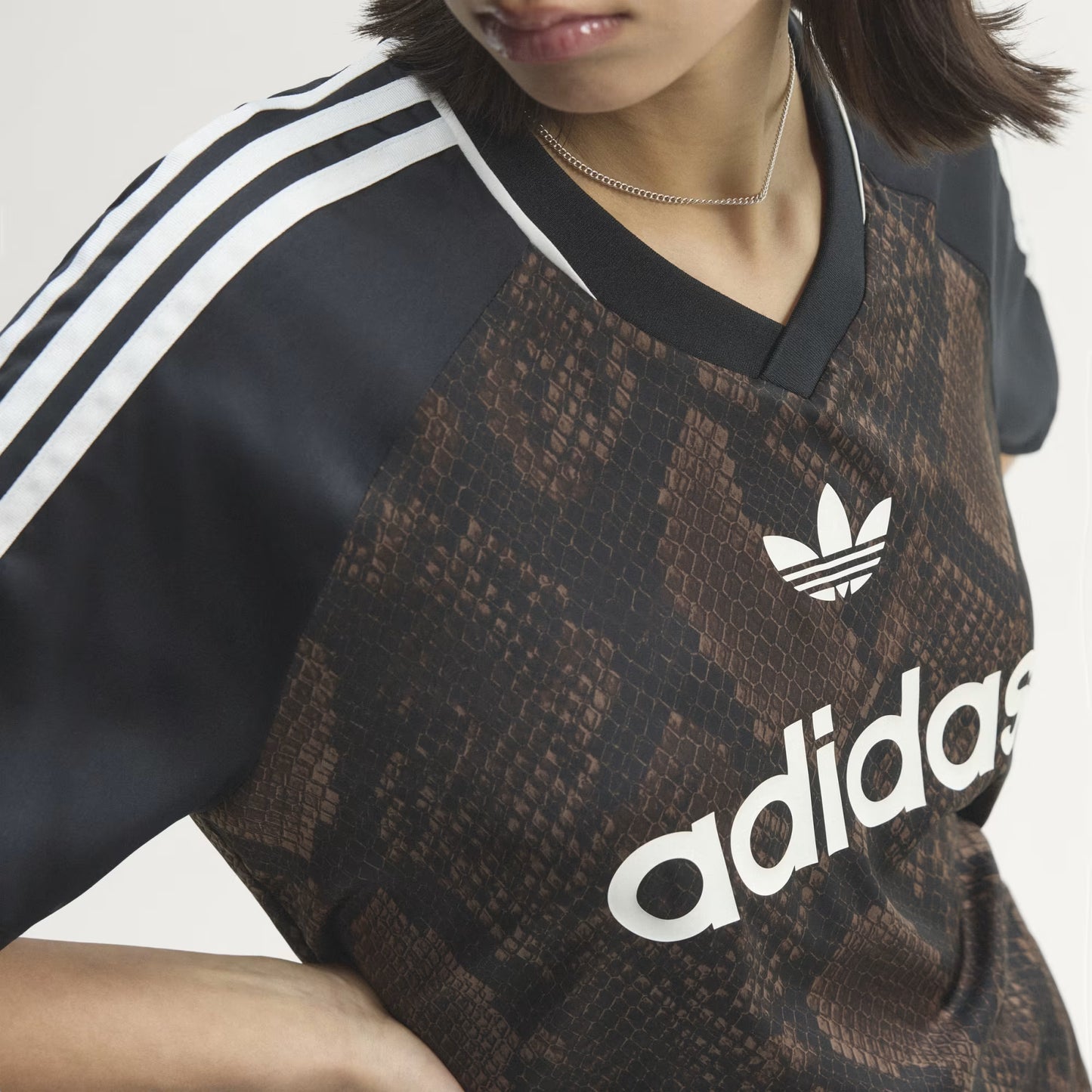 SNAKE PRINT SATIN JERSEY