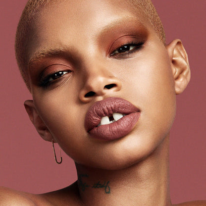 Stunna Lip Paint Longwear Fluid Lip Color