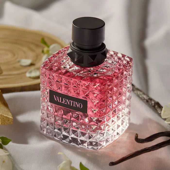 Donna Born In Roma Eau de Parfum Travel Spray with Bourbon Vanilla & Jasmine