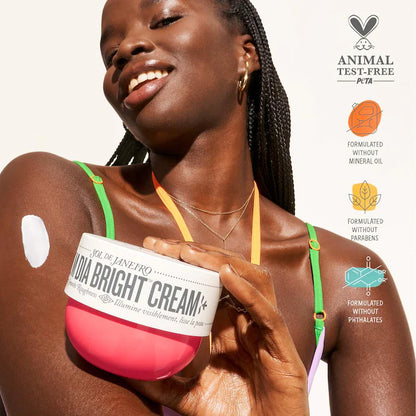 Bom Dia Bright™ Visibly Brightening and Smoothing Body Cream with Vitamin C