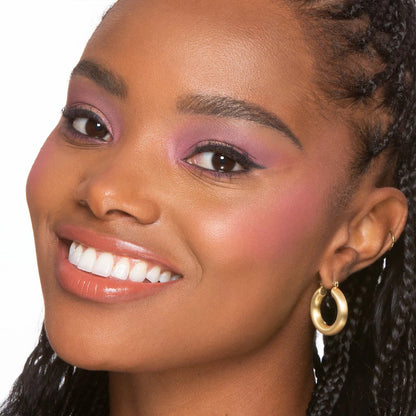 Cloud Crush Blurring Powder Blush