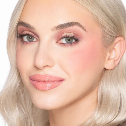 Cloud Crush Blurring Powder Blush